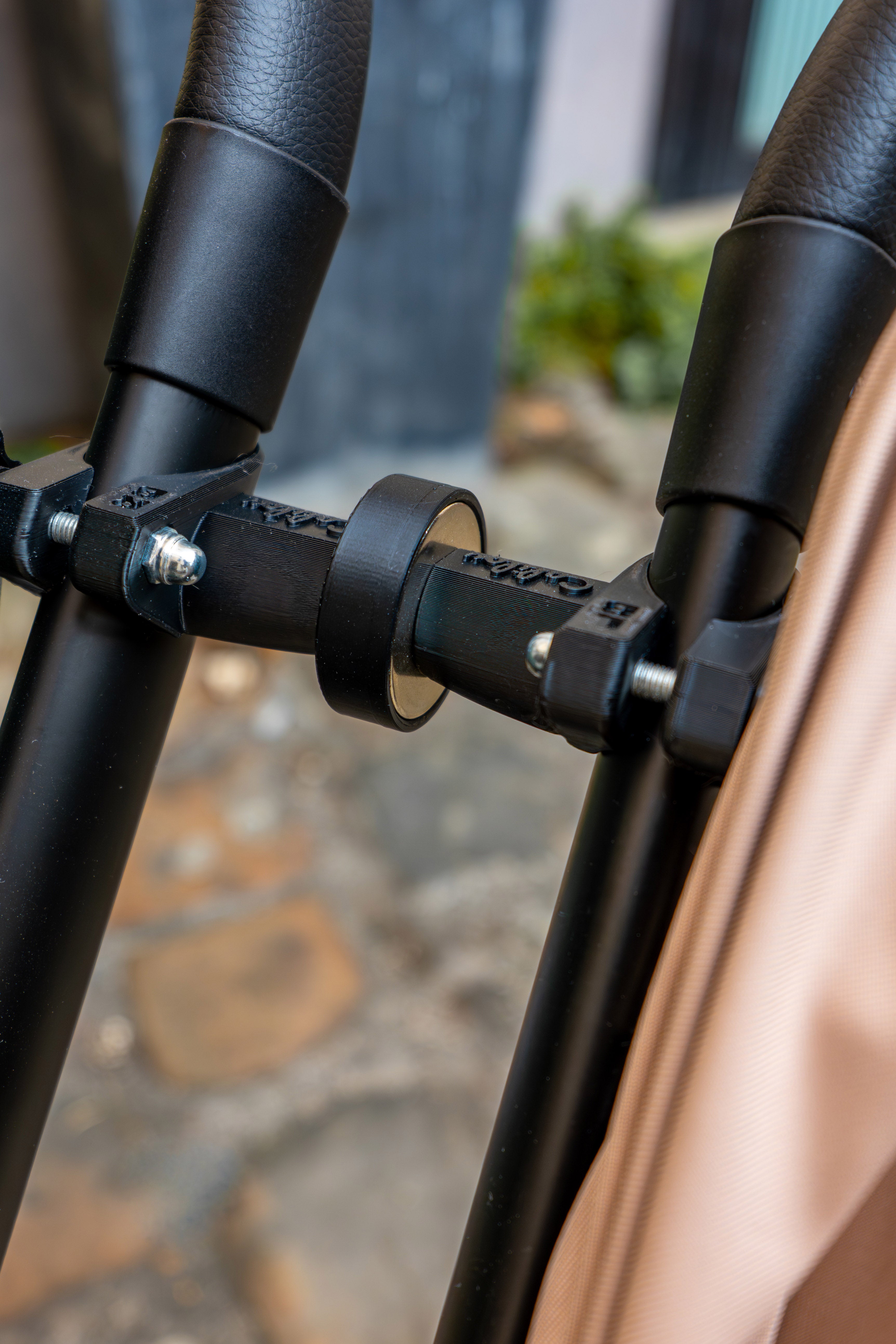 Magnetic connectors for Butterfly strollers - Calilou Fly